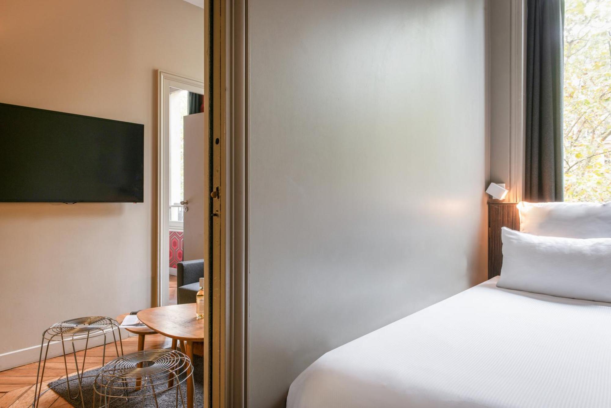 Hotel Helzear Champs-elysees Paris