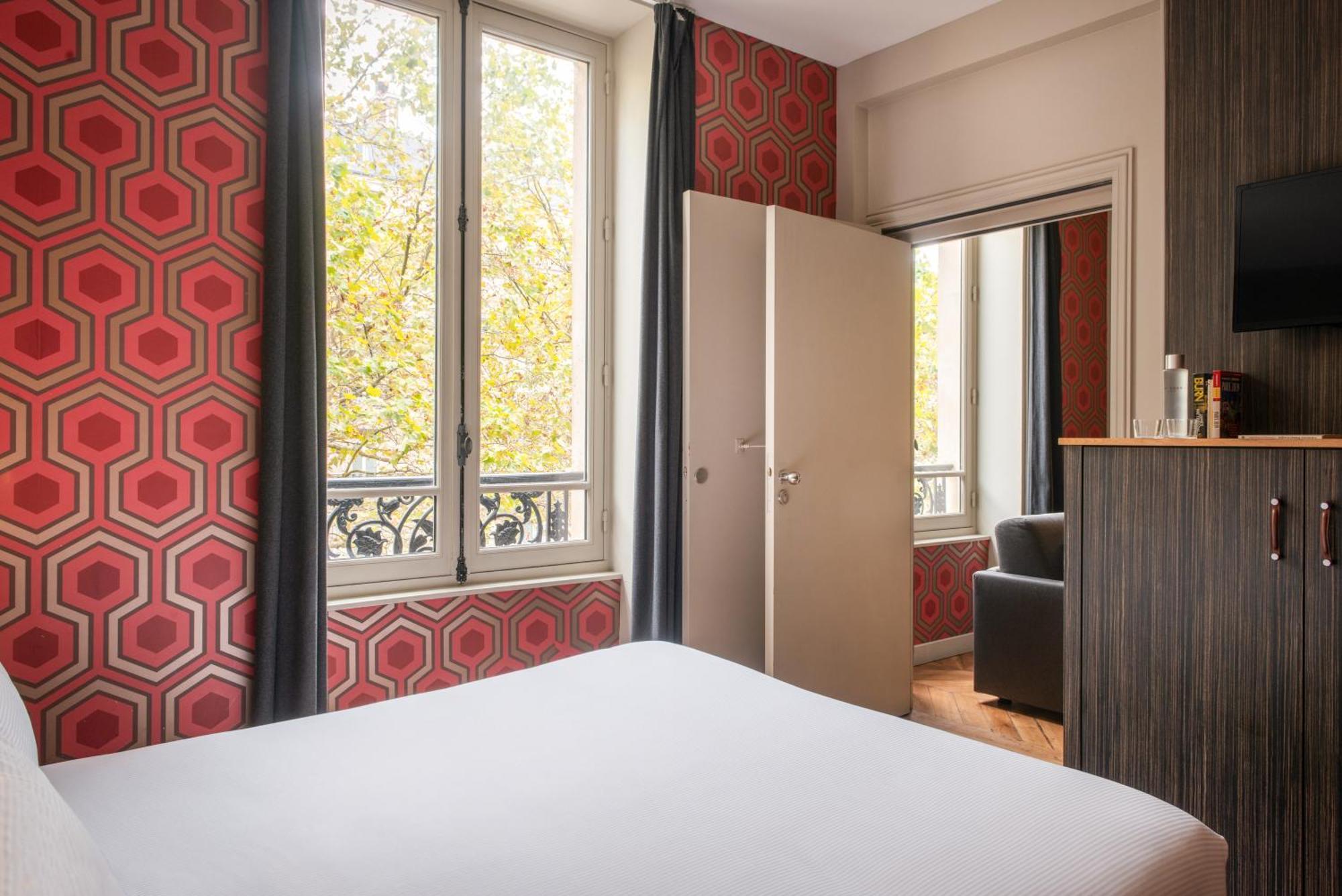 Helzear Champs-elysees 4* Paris