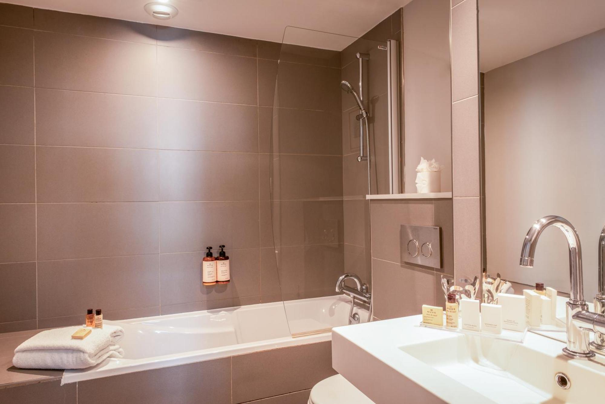 Hotel Helzear Champs-elysees
