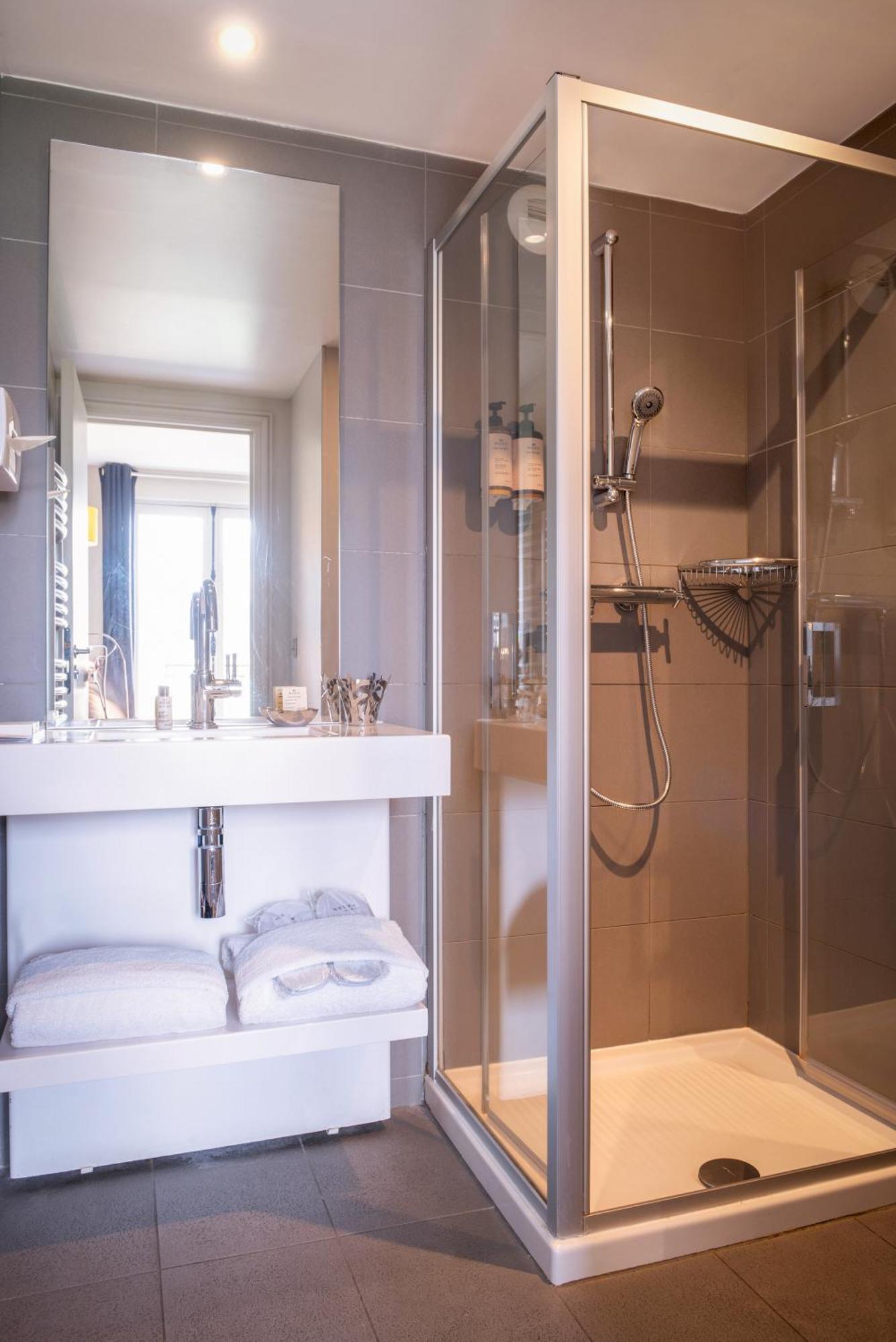 Helzear Champs-elysees Hotel Paris