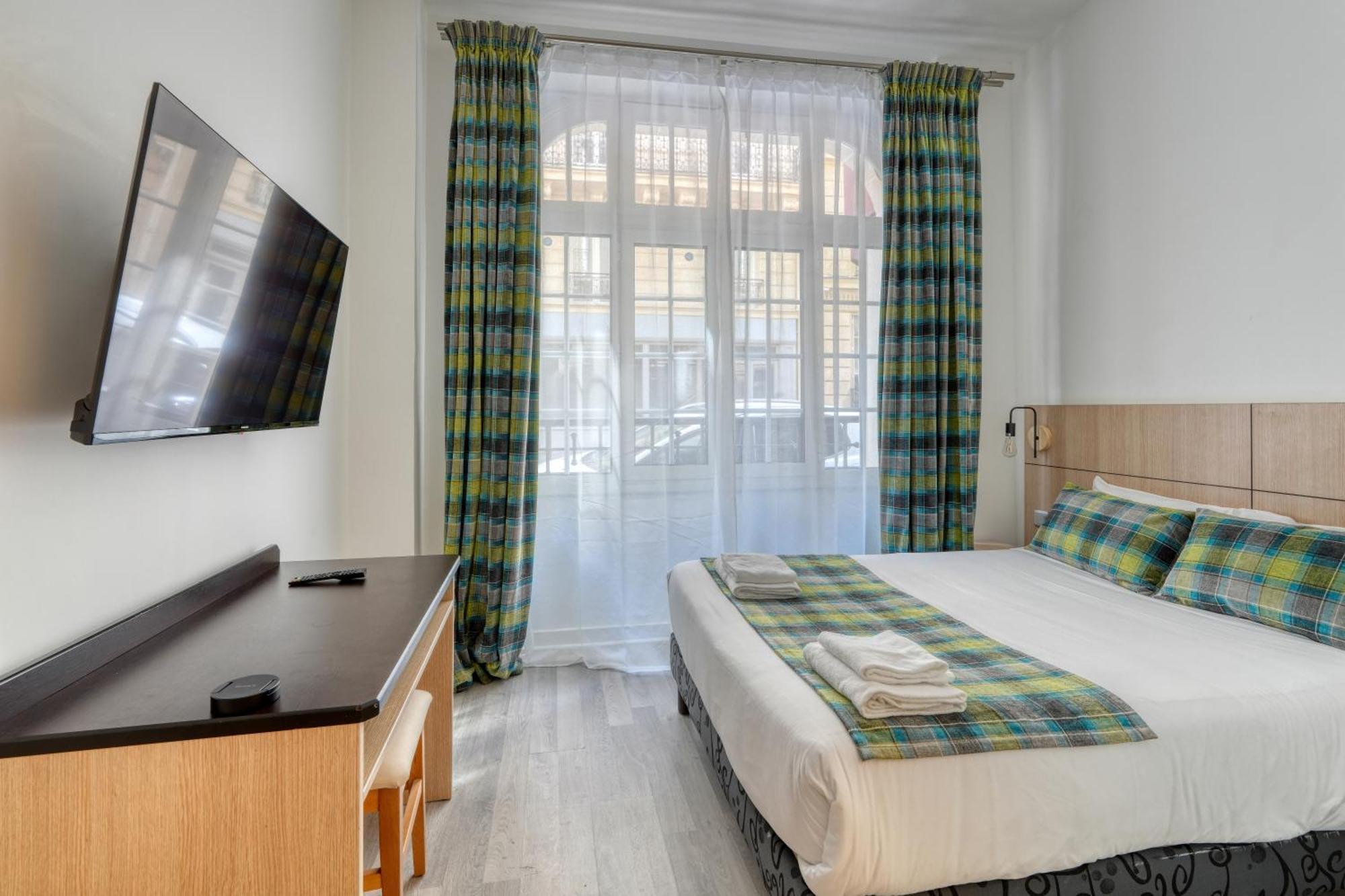 Hotel Phenix 2*