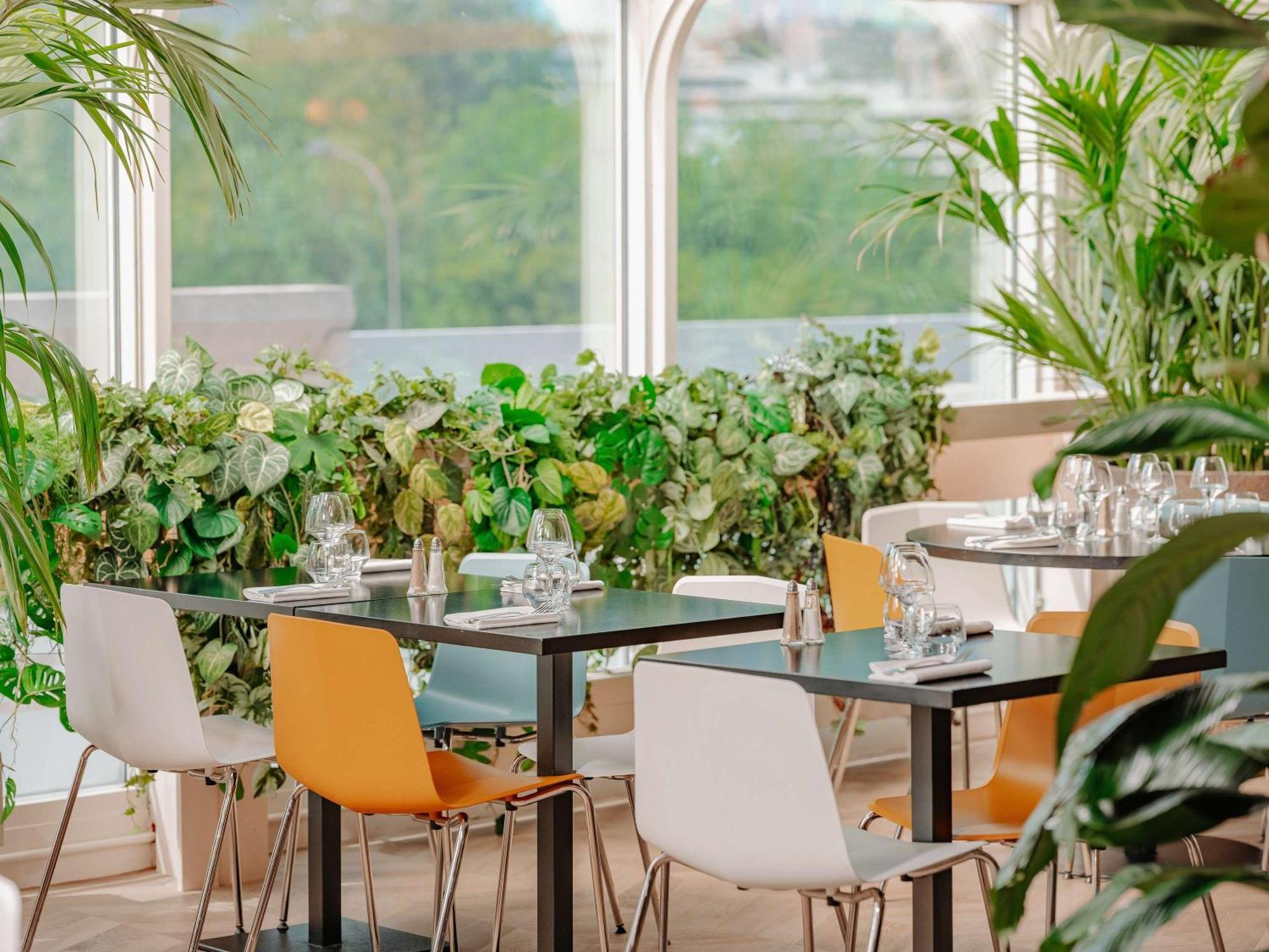 Hotel Novotel Centre Tour Eiffel Paris