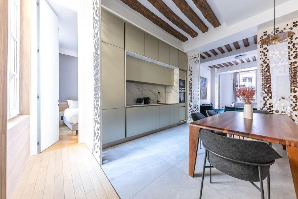 Chic 2-bedroom Haven *