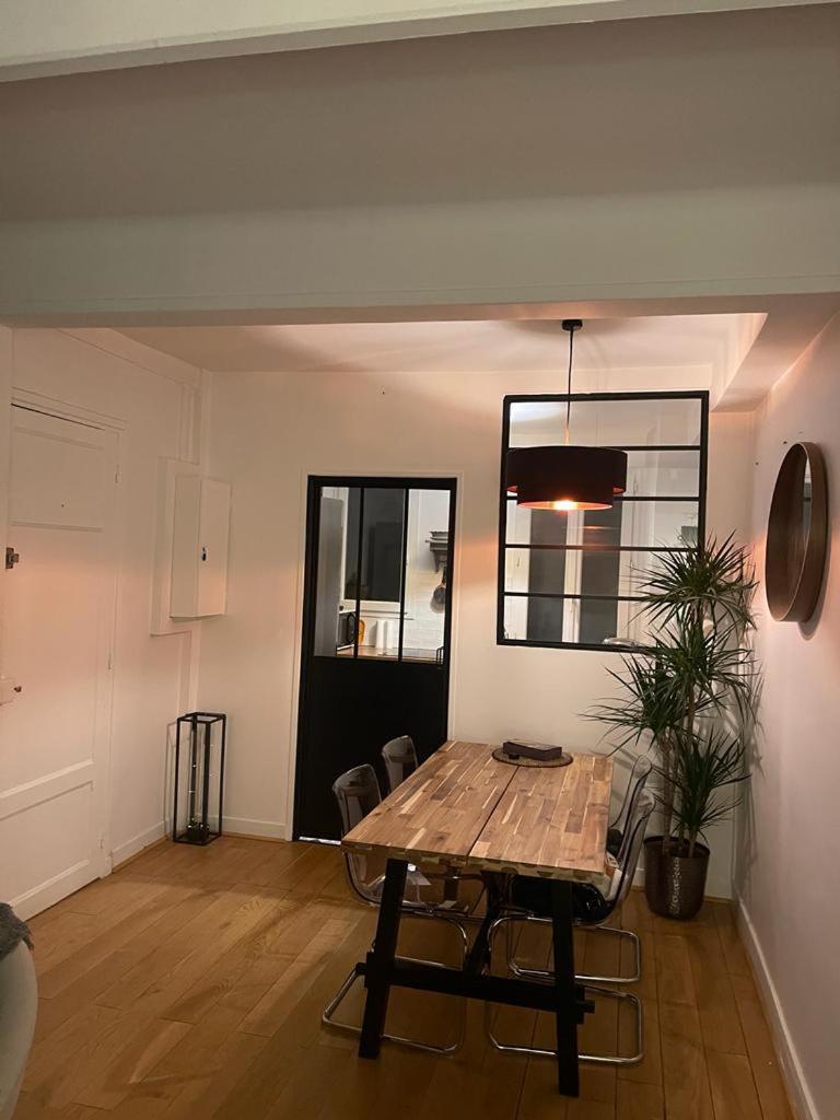 Magnifique Tour Eiffel Appartement *