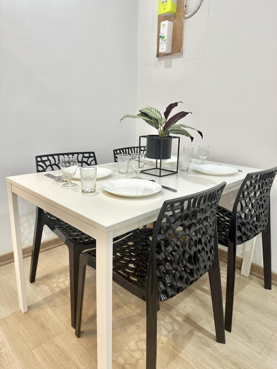 Modern Comfort In 15th District In Lakanal Paris