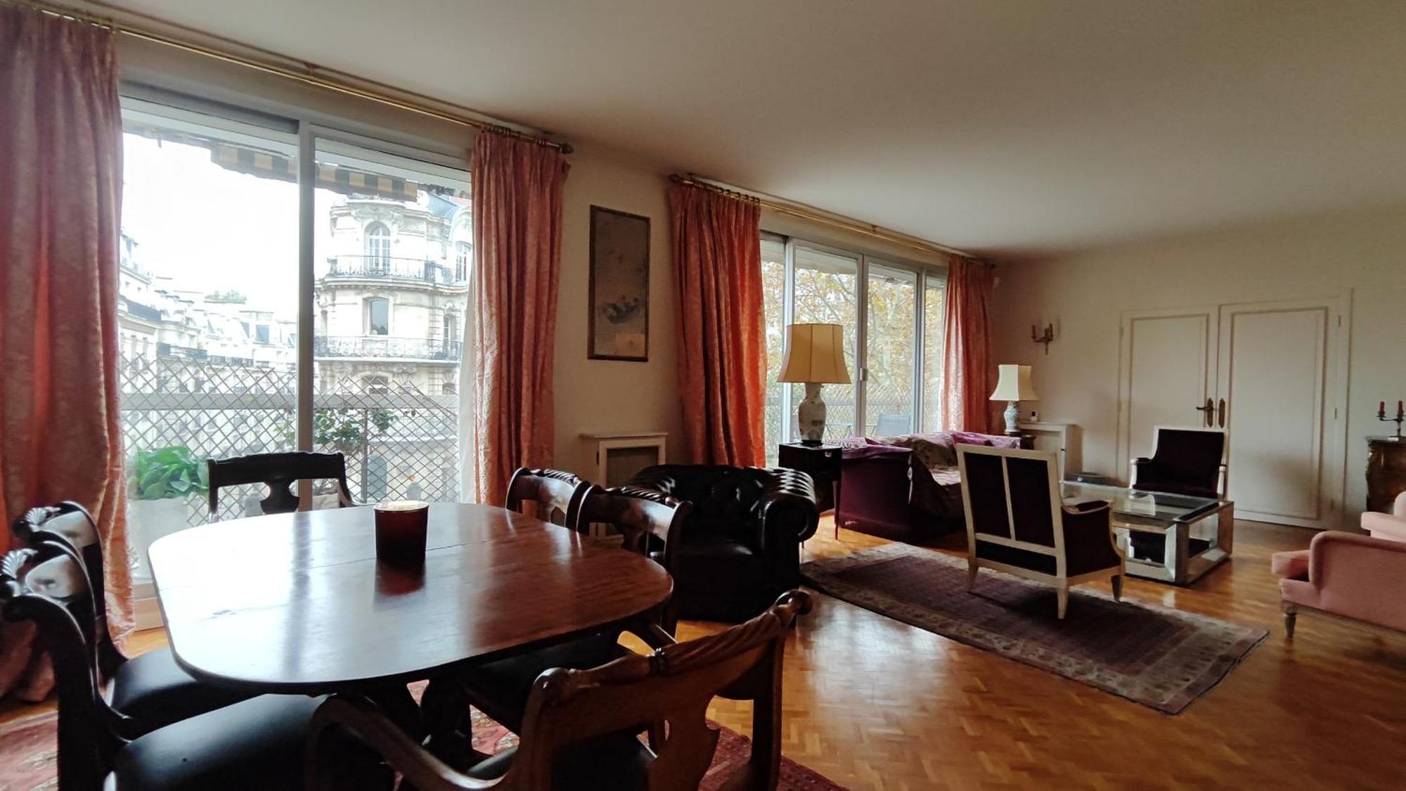 Avenue Victor Hugo - 16 - 4160 Appartement Paris