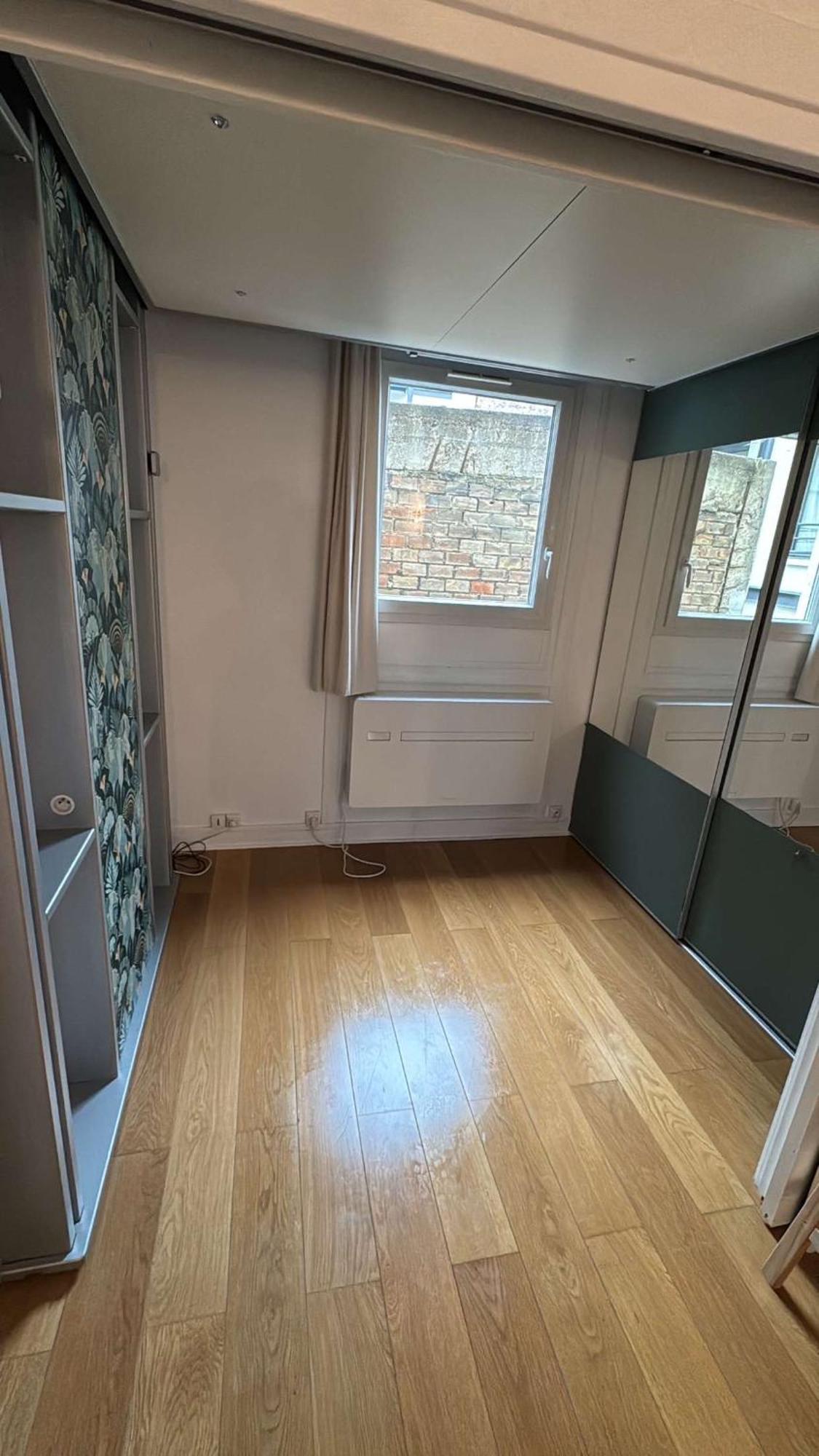 16 Apartment *