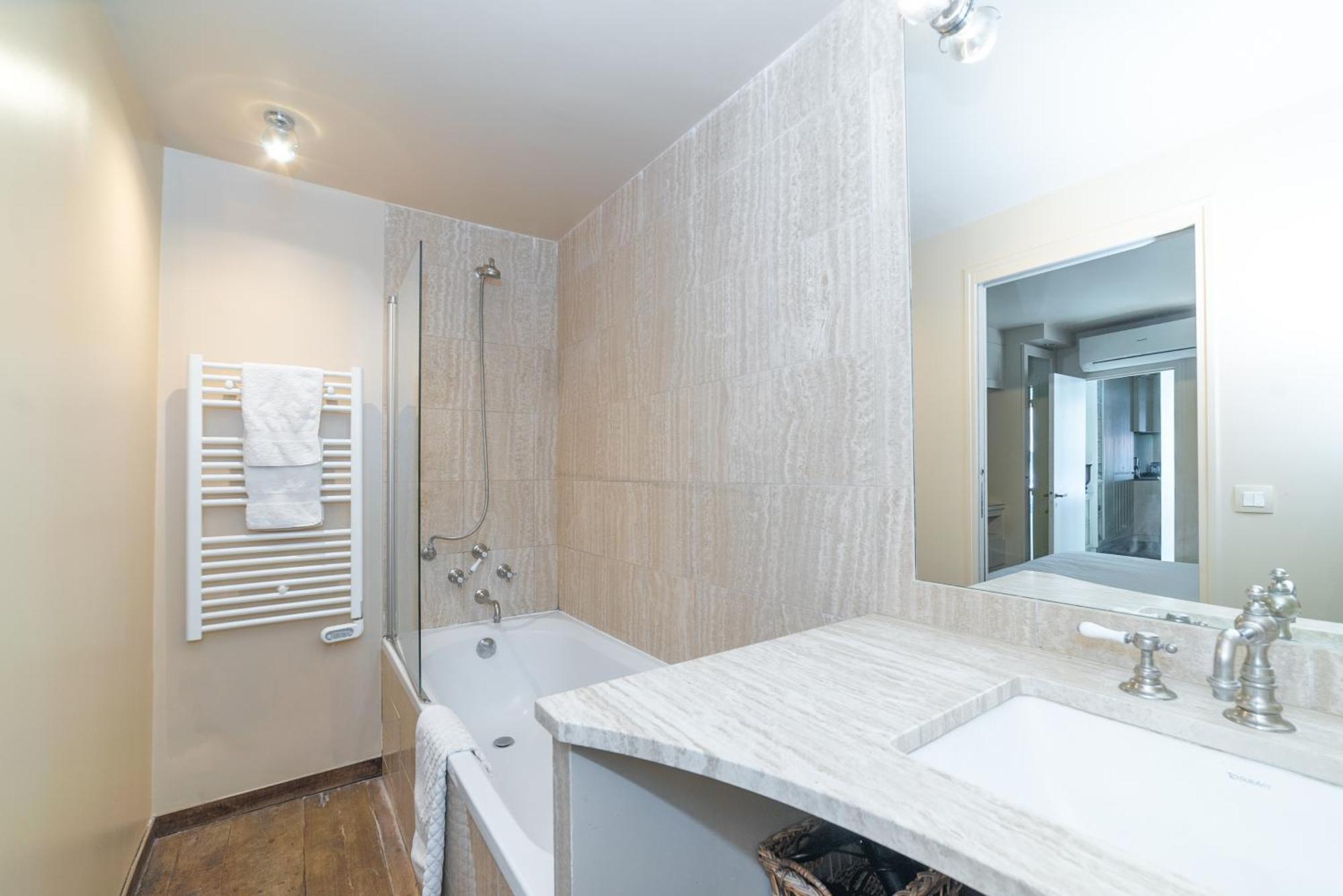 Odeon Apartment *