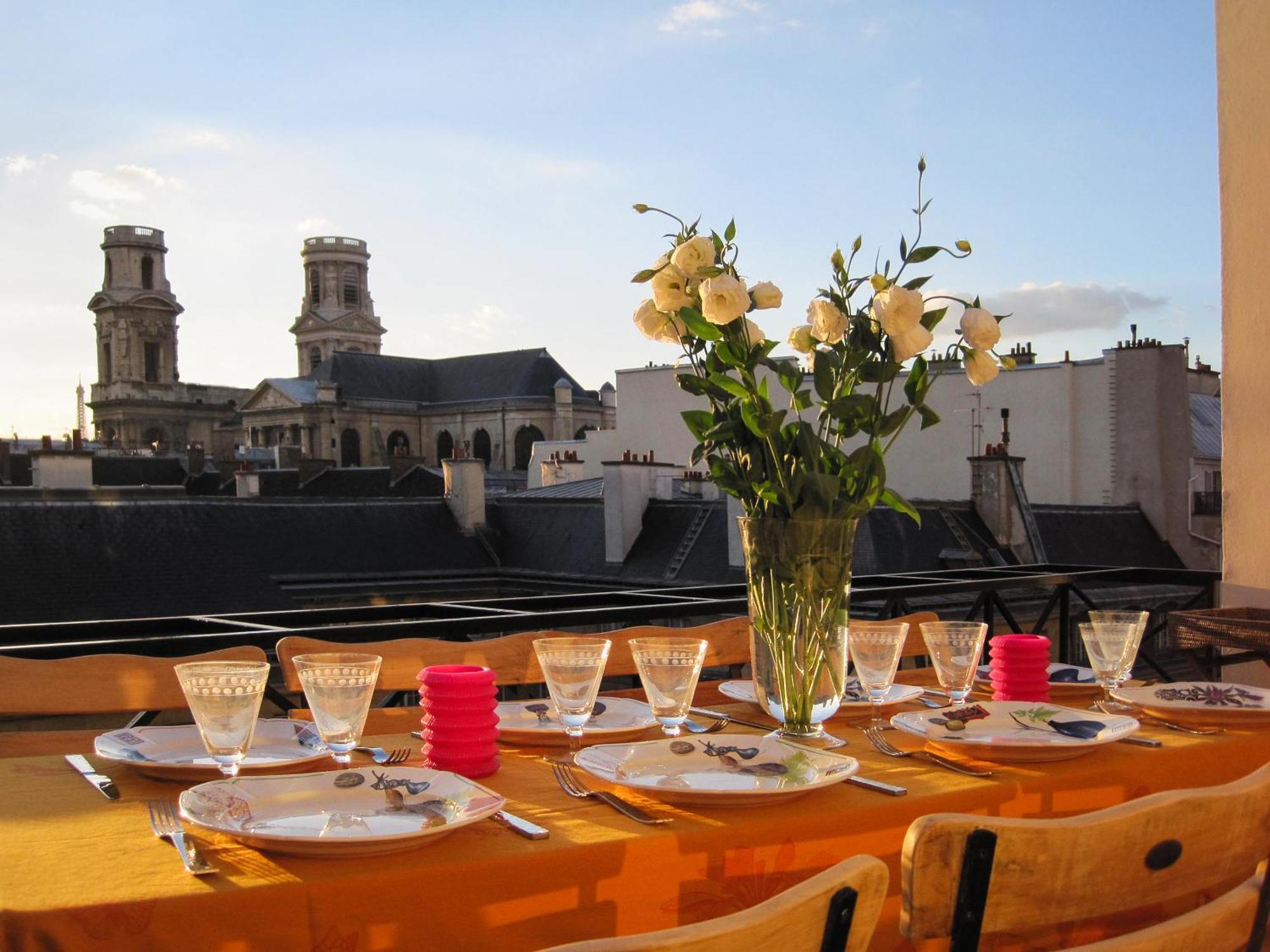 Odeon Apartment Paris