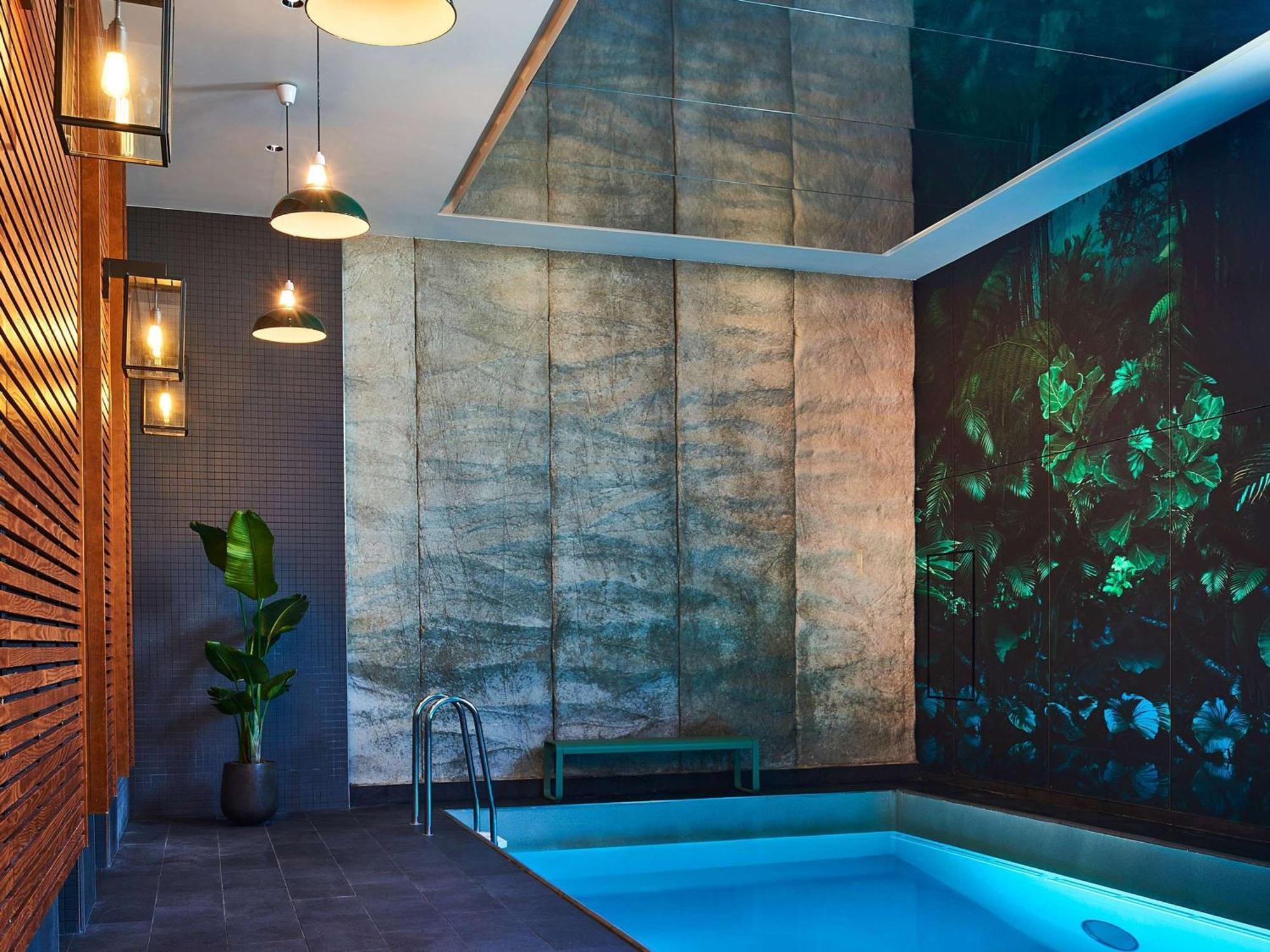 Novotel Gare De Lyon 4* Paris