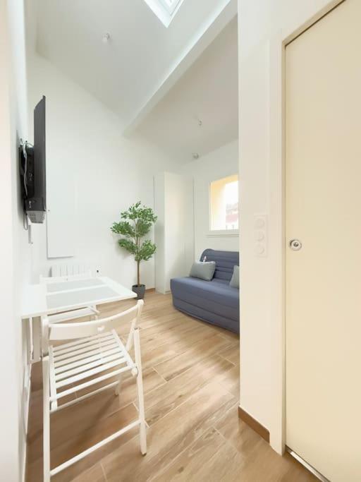 Apartment Dans Le 16e *