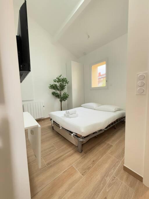 Dans Le 16e Apartment Paris