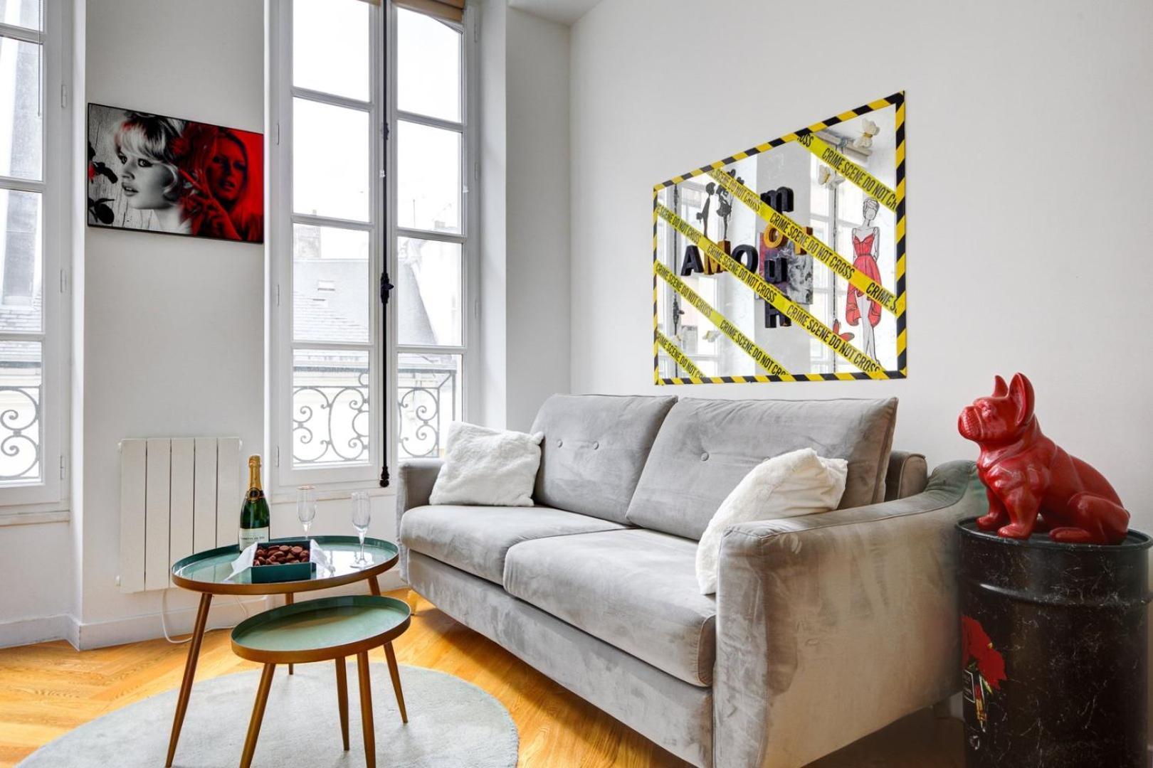 Apartment 210 Chanel - Superb In