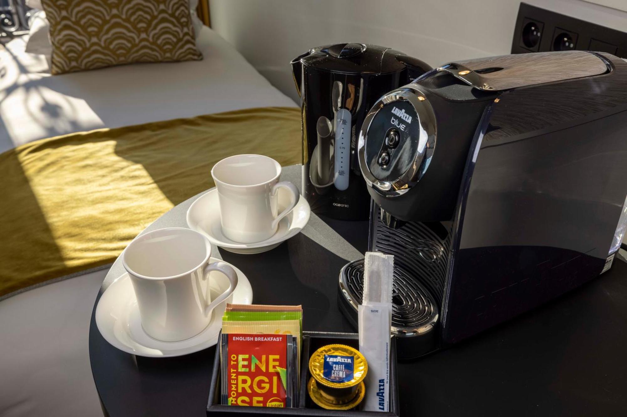 Hotel Grand Leveque Paris