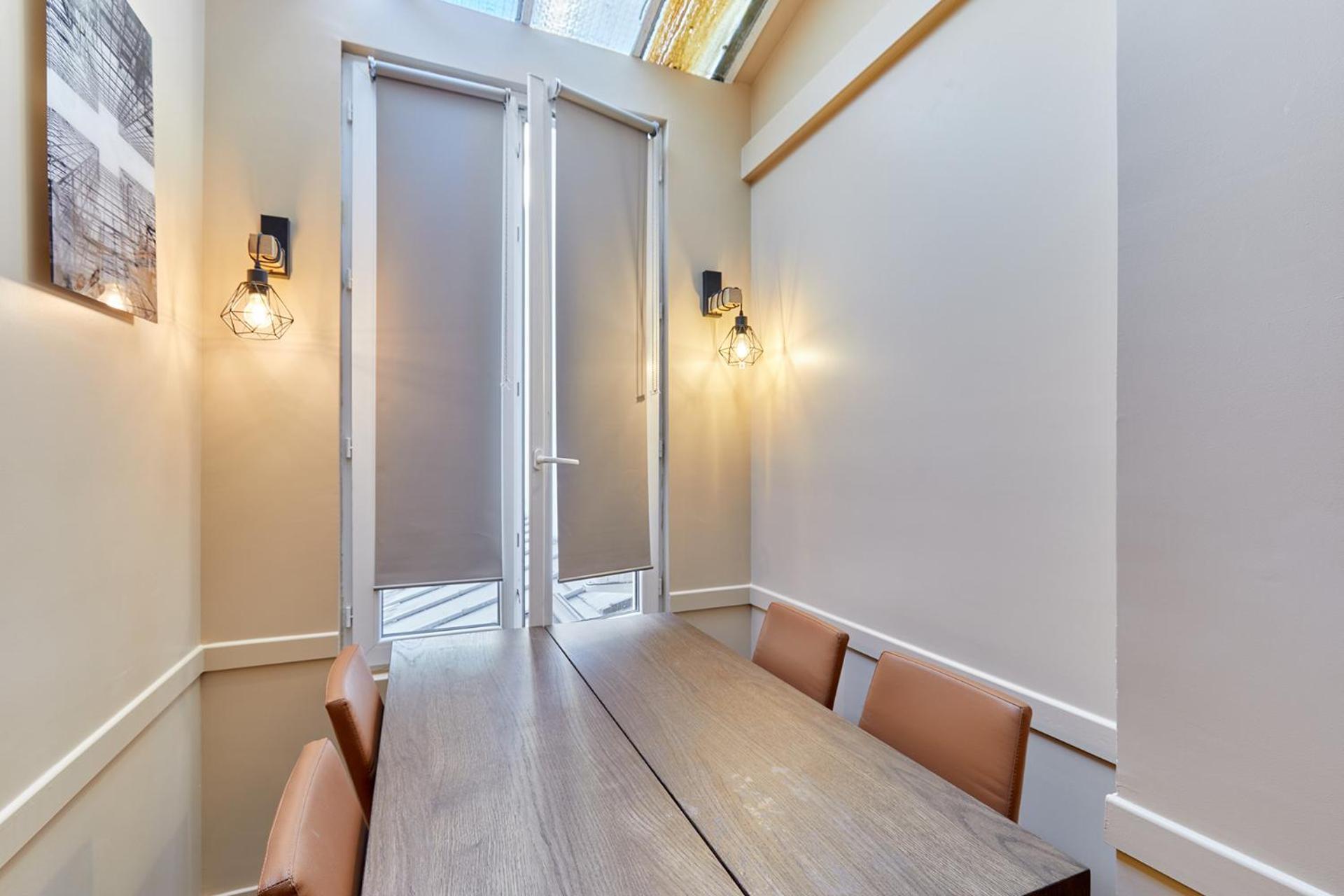 Apartment Rent A - Meslay Paris