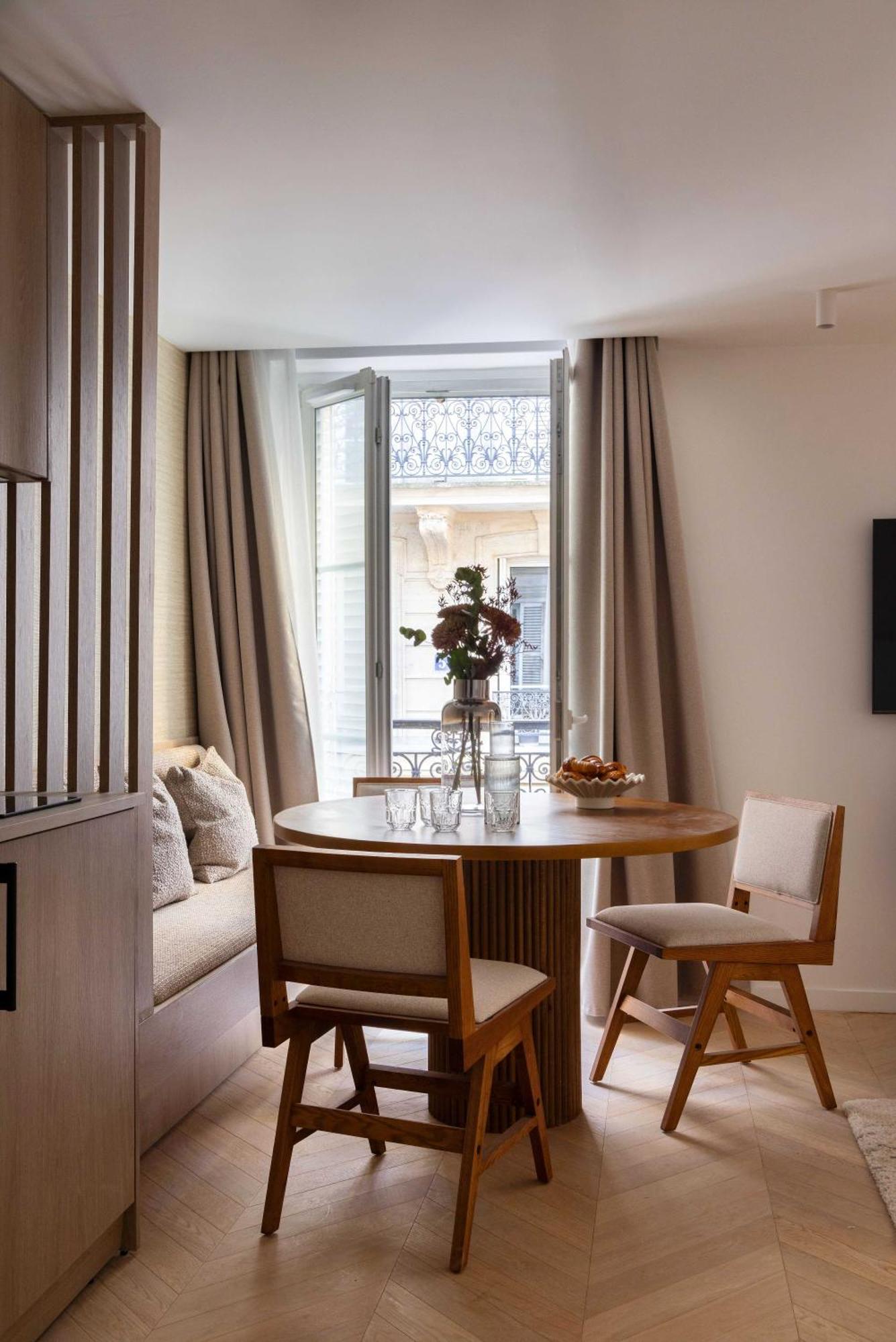Elegant Apartment- 2br-6p- Le Marais