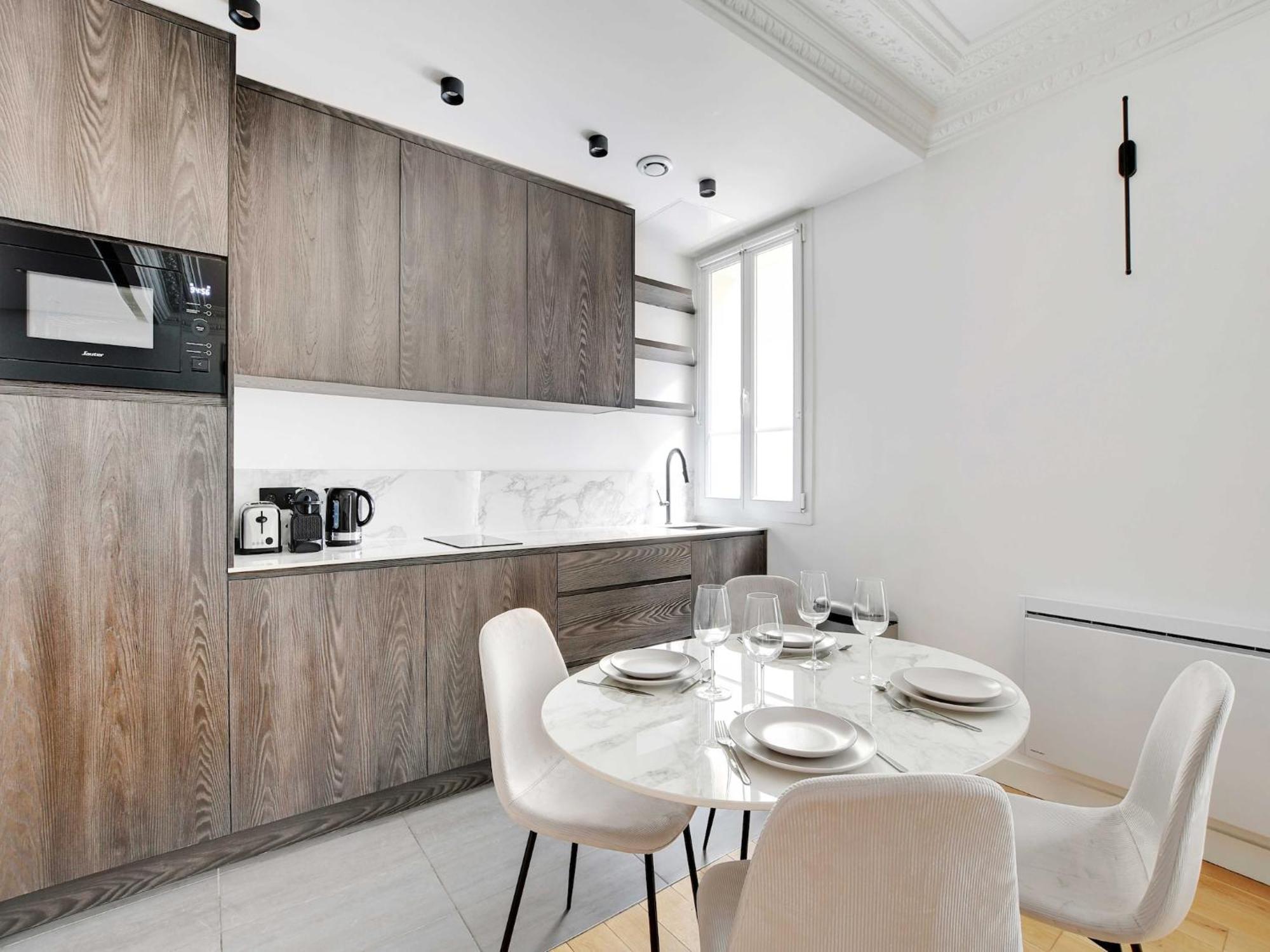Apartment Charming - 2br 5p - Sacre-coeur Montmartre Paris