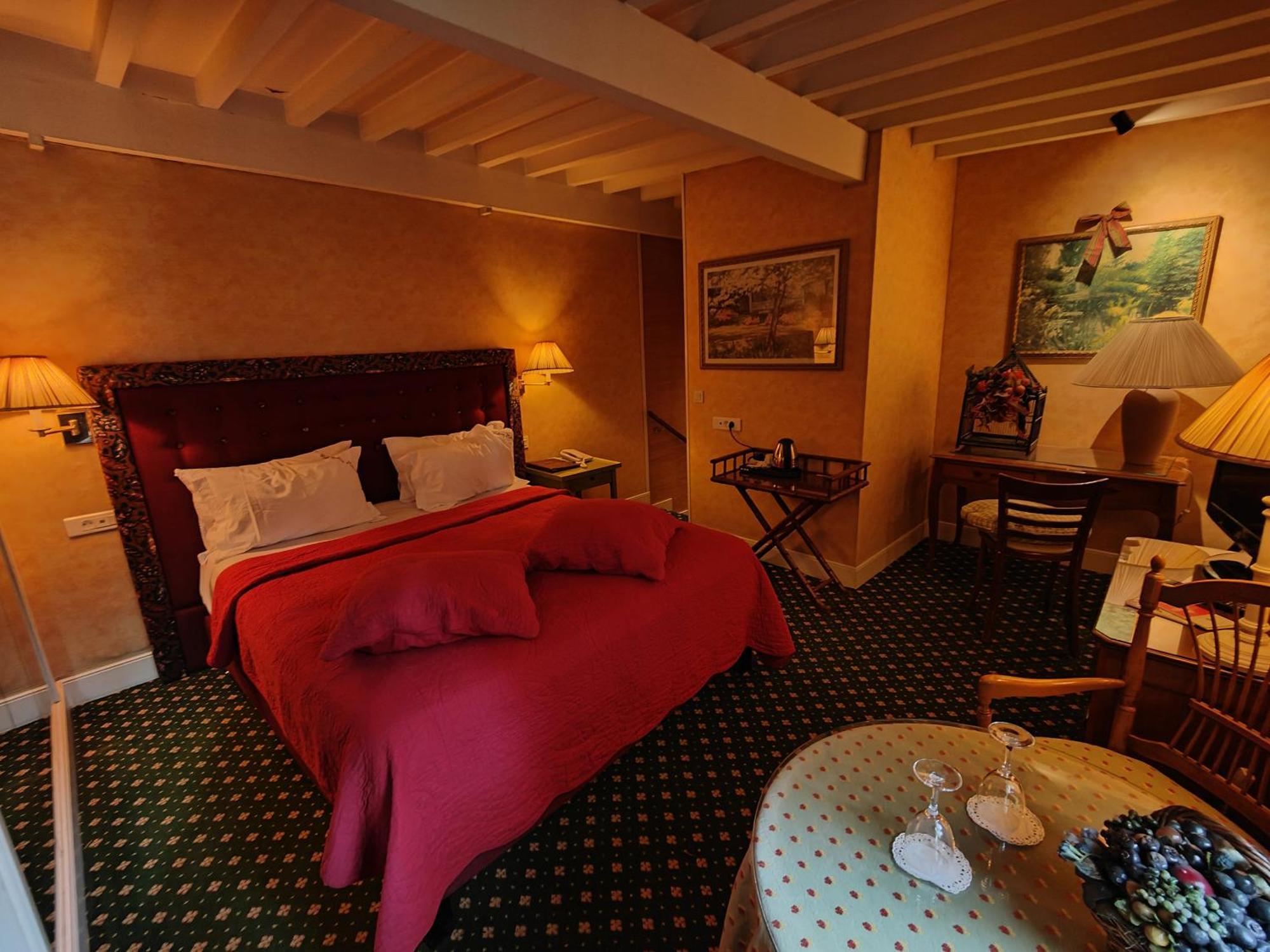 Le Relais Medicis Hotel Paris