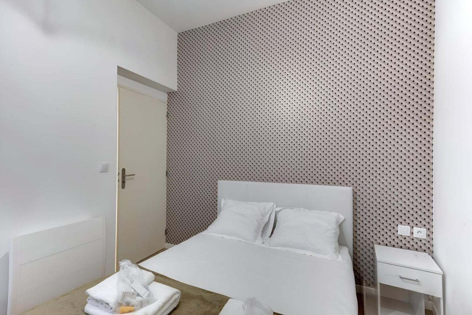 Bluestay 854 - Superb In Paris