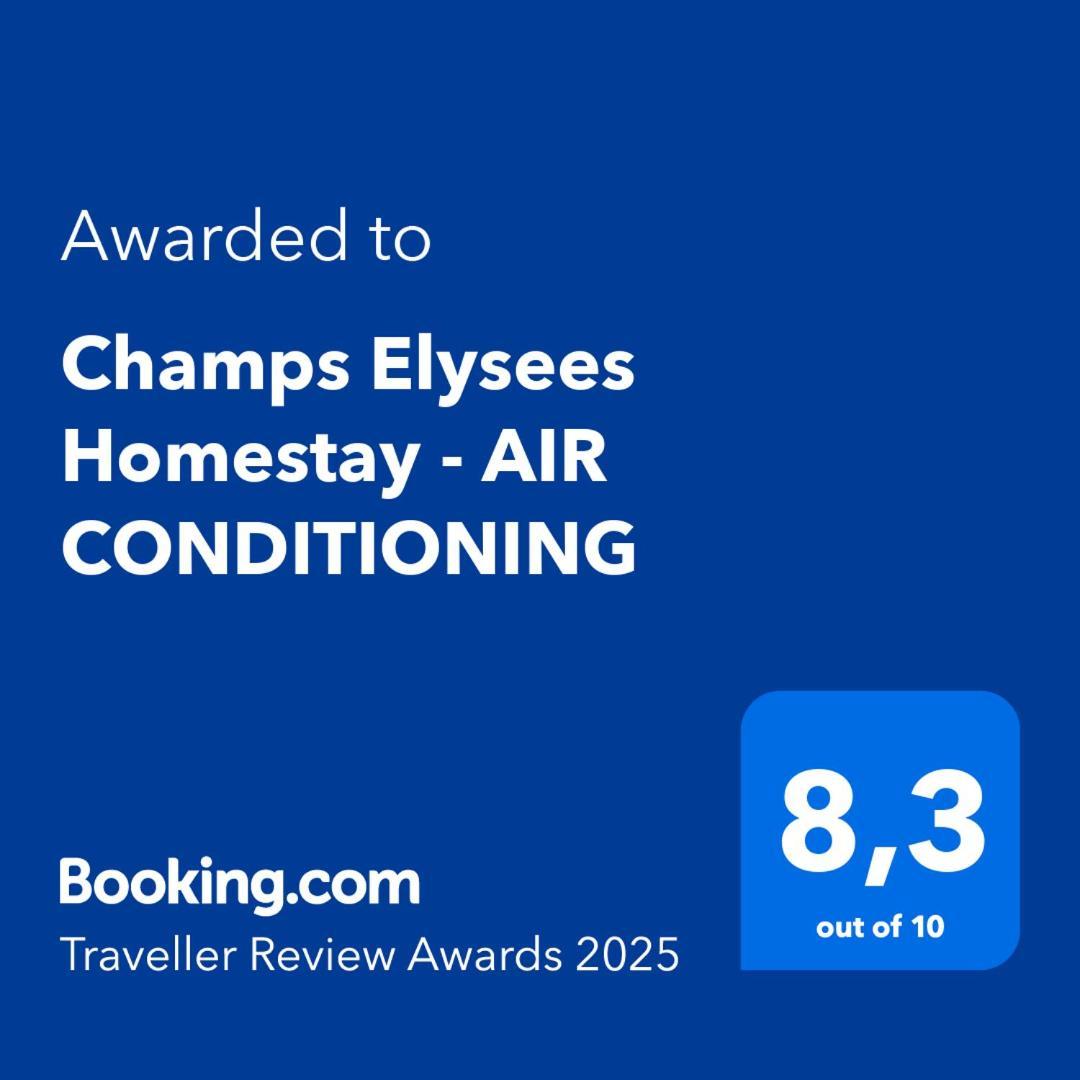 Champs Elysees - Air Conditioning Couette-café Paris