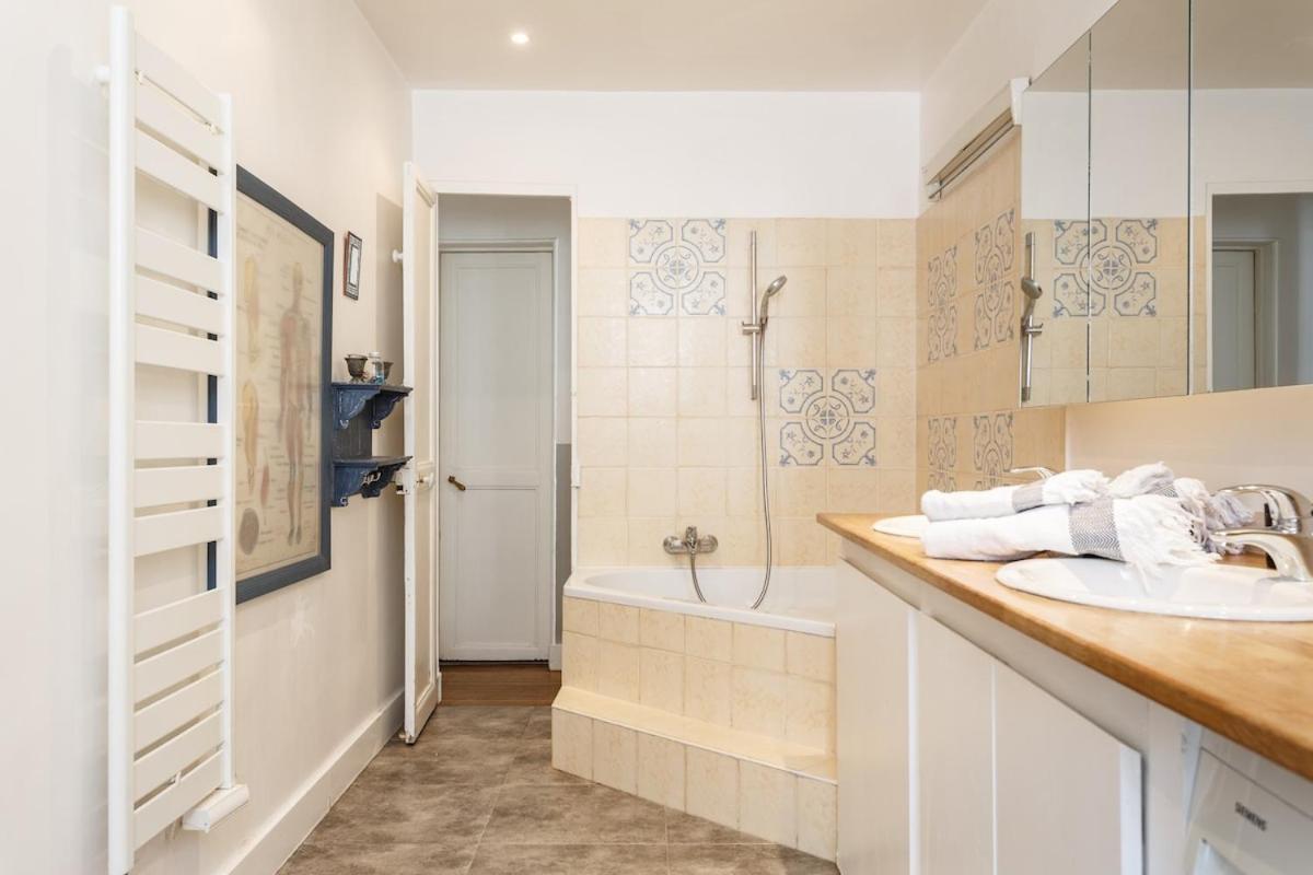 Mon - Vrai Parisien - Centre- Cosy Modern & Comfort - Free Travel Guide - Speciale Famille - Special Offer