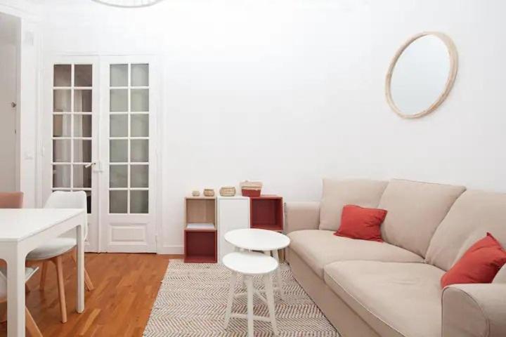 Apartment Wagram 17th *