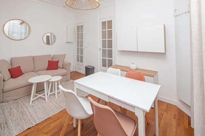 Apartment Wagram 17th *