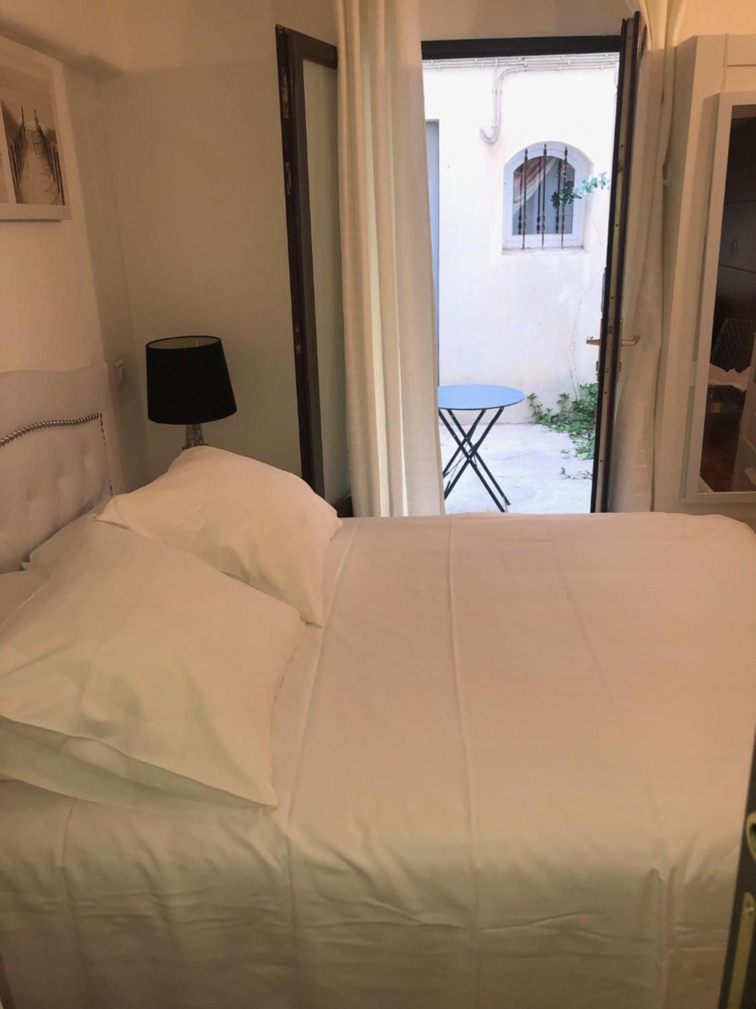 Appart Parisien Avec Cuisine & Terrasse Appart Prive -St Charles - Beaugrenelle -Proche Tour Eiffel 75015 Paris