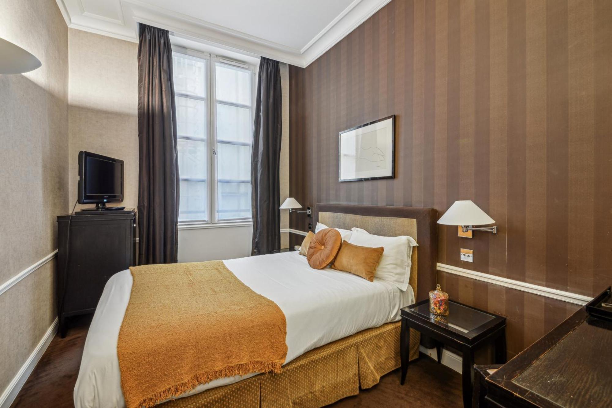 Hotel Victoires Opera 4*
