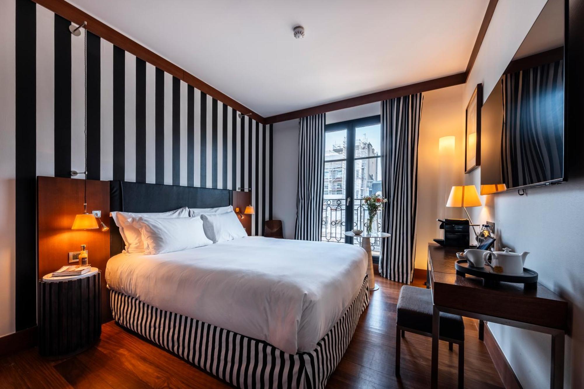 Hotel Grand Champs-elysees