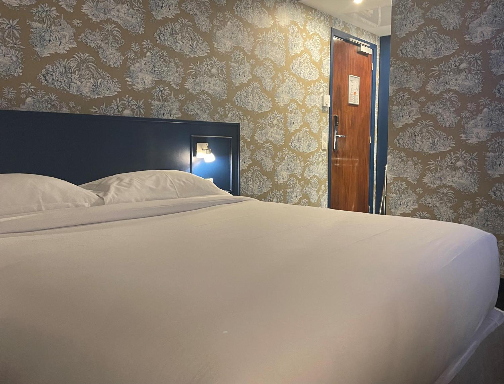Hotel Le Pergolèse Champs Elysées 4*