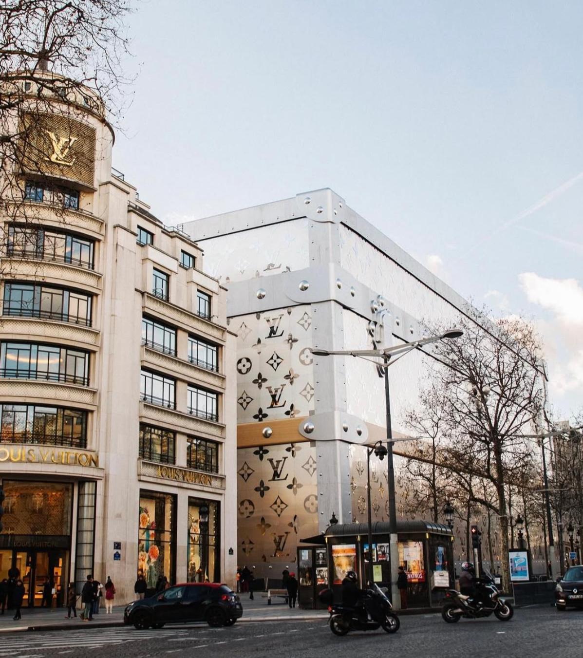 Luxe On The Champs-elysees Apartment