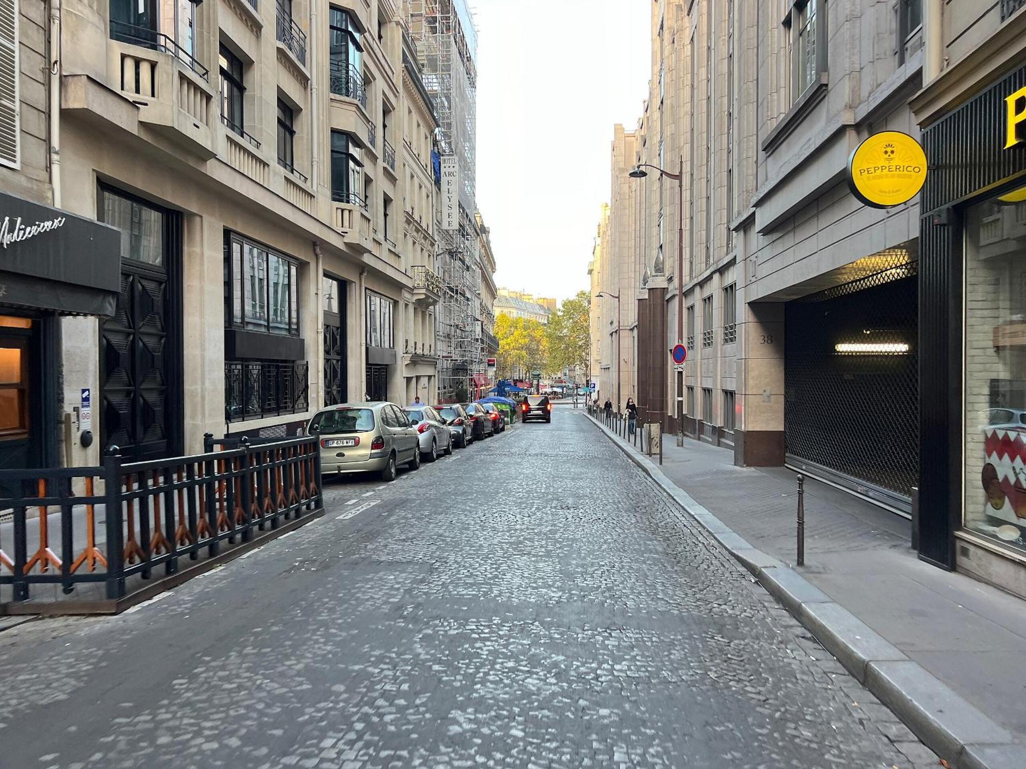 Apartment Luxe On The Champs-elysees Paris