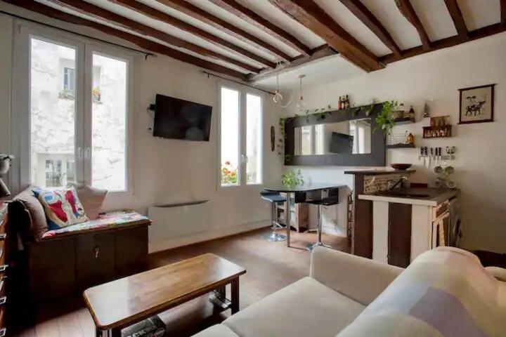Charming Pied-a-terre - Marais Paris