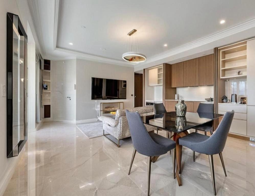 Apartment Luxe On The Champs-elysees Paris