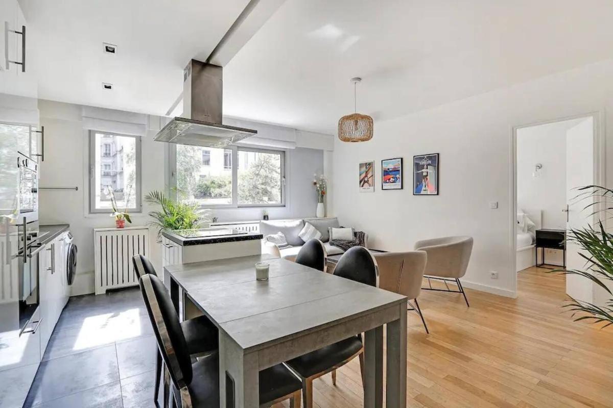 Apartment Spacieux - Arc De Triomphe