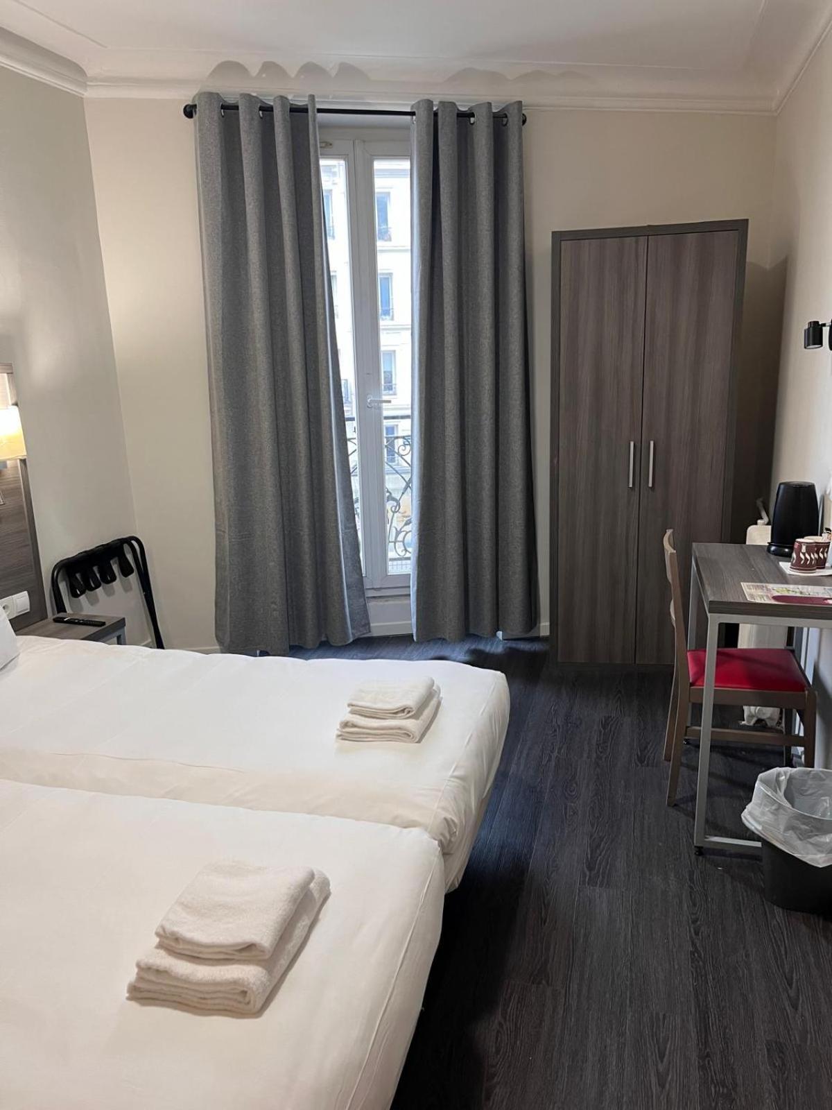 Hipotel Voltaire Bastille Hotel Paris