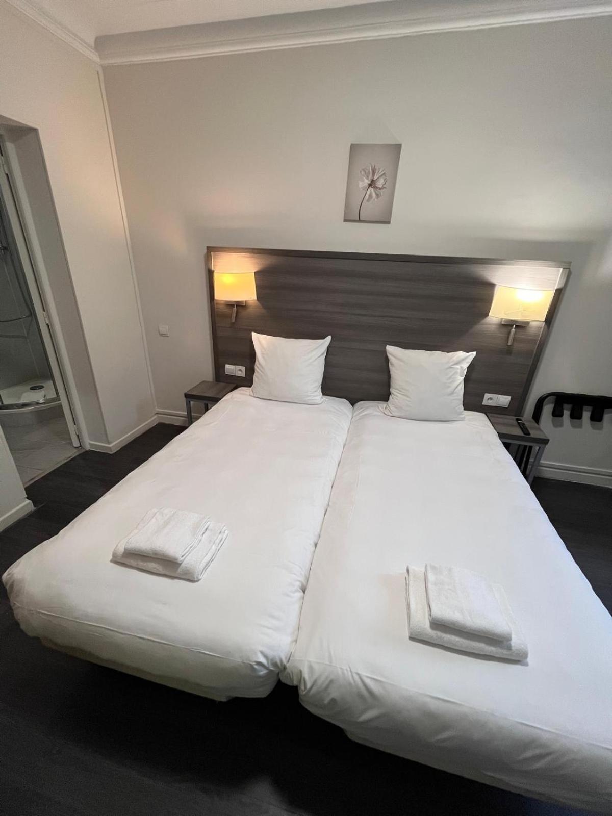 Hipotel Voltaire Bastille 3*