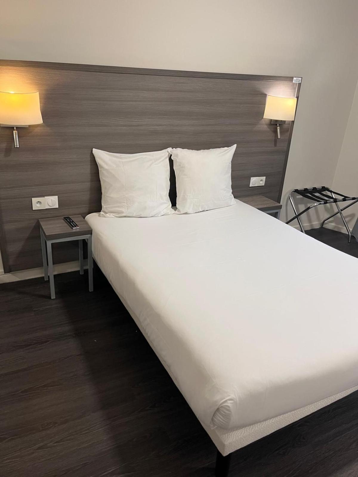 Hipotel Voltaire Bastille 3* Paris