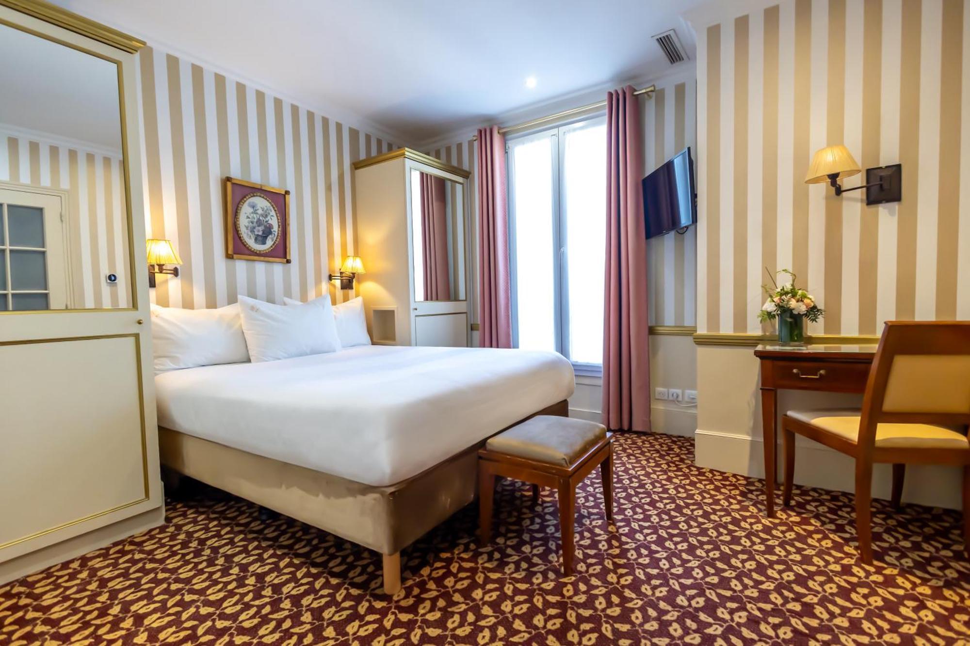Belfast Hotel 4*