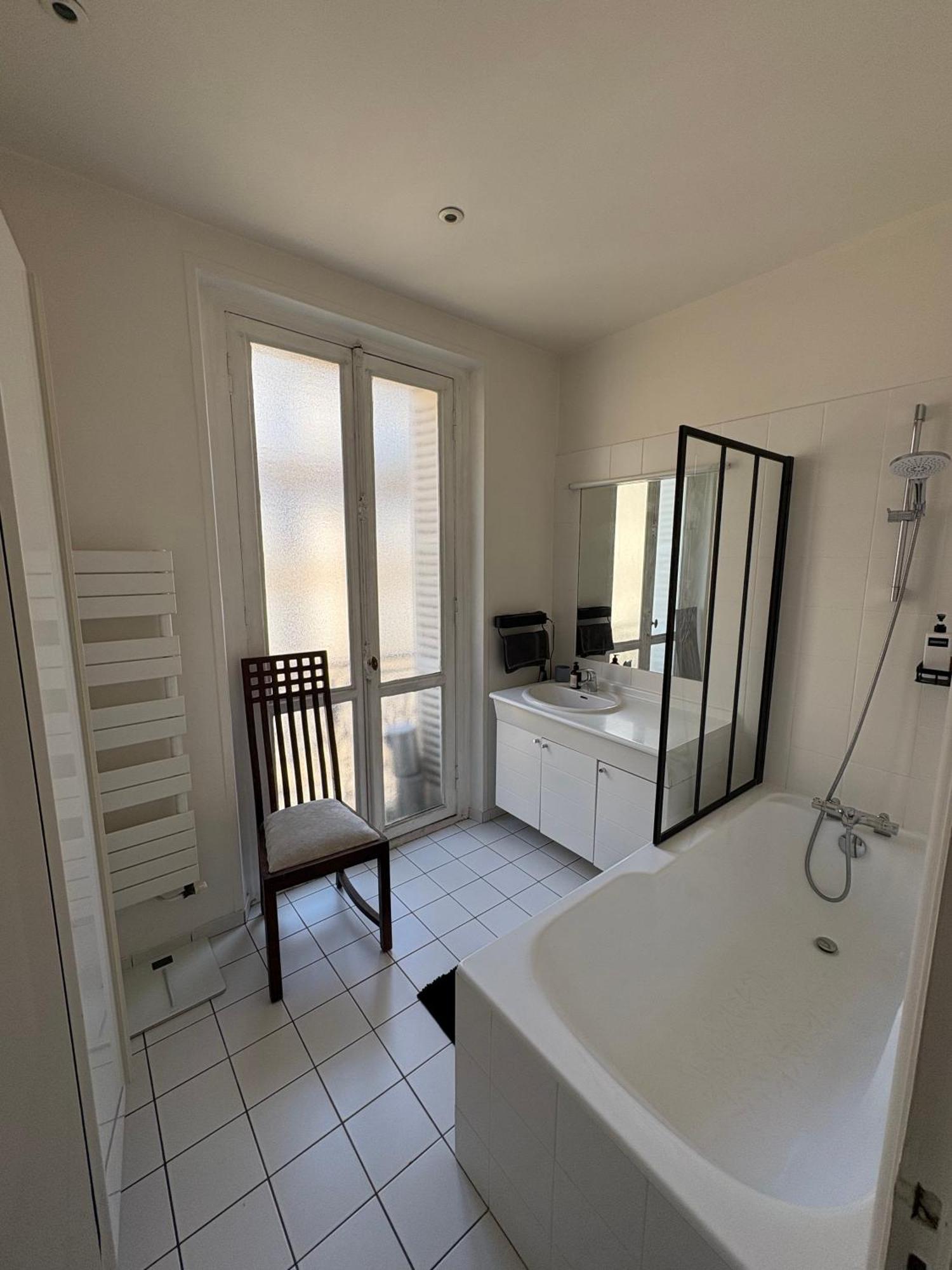 Appartement 140m2 Proche Des Champs Elysees Paris