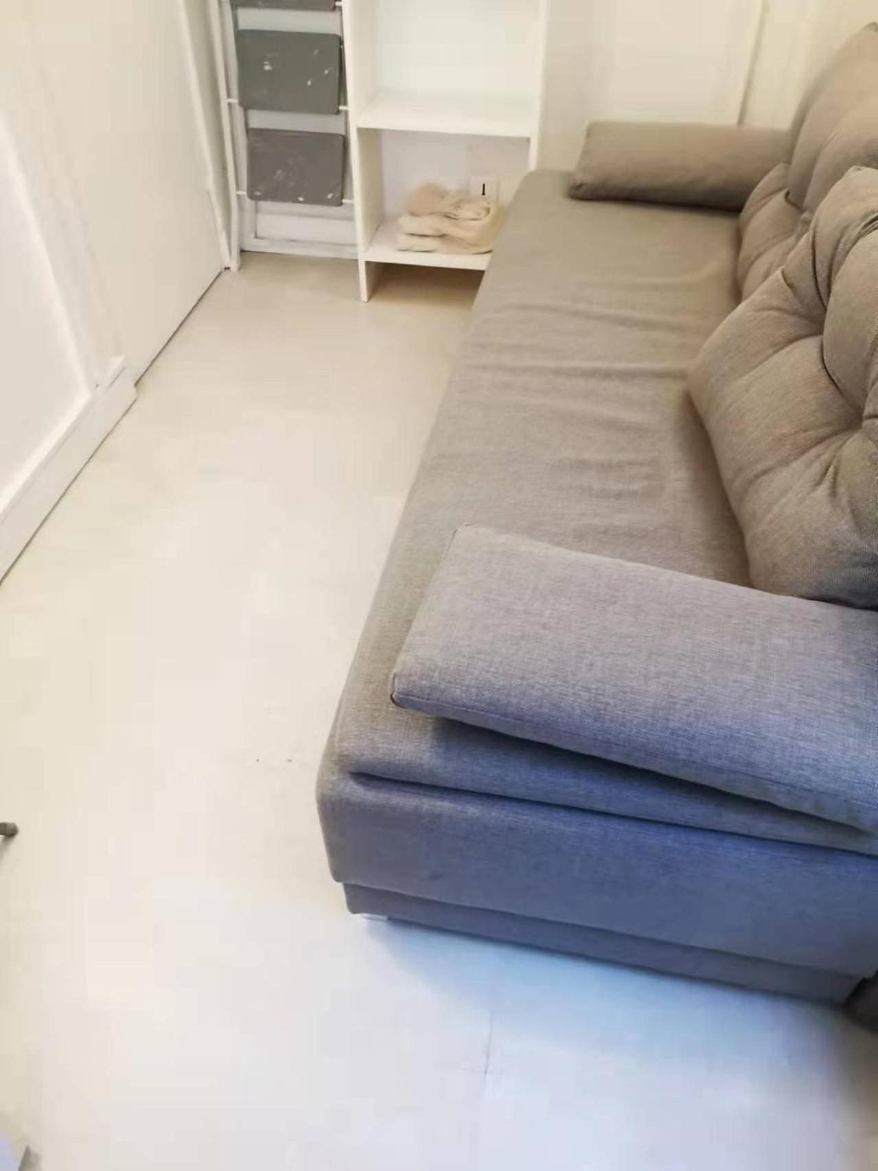 Apartment Centre *