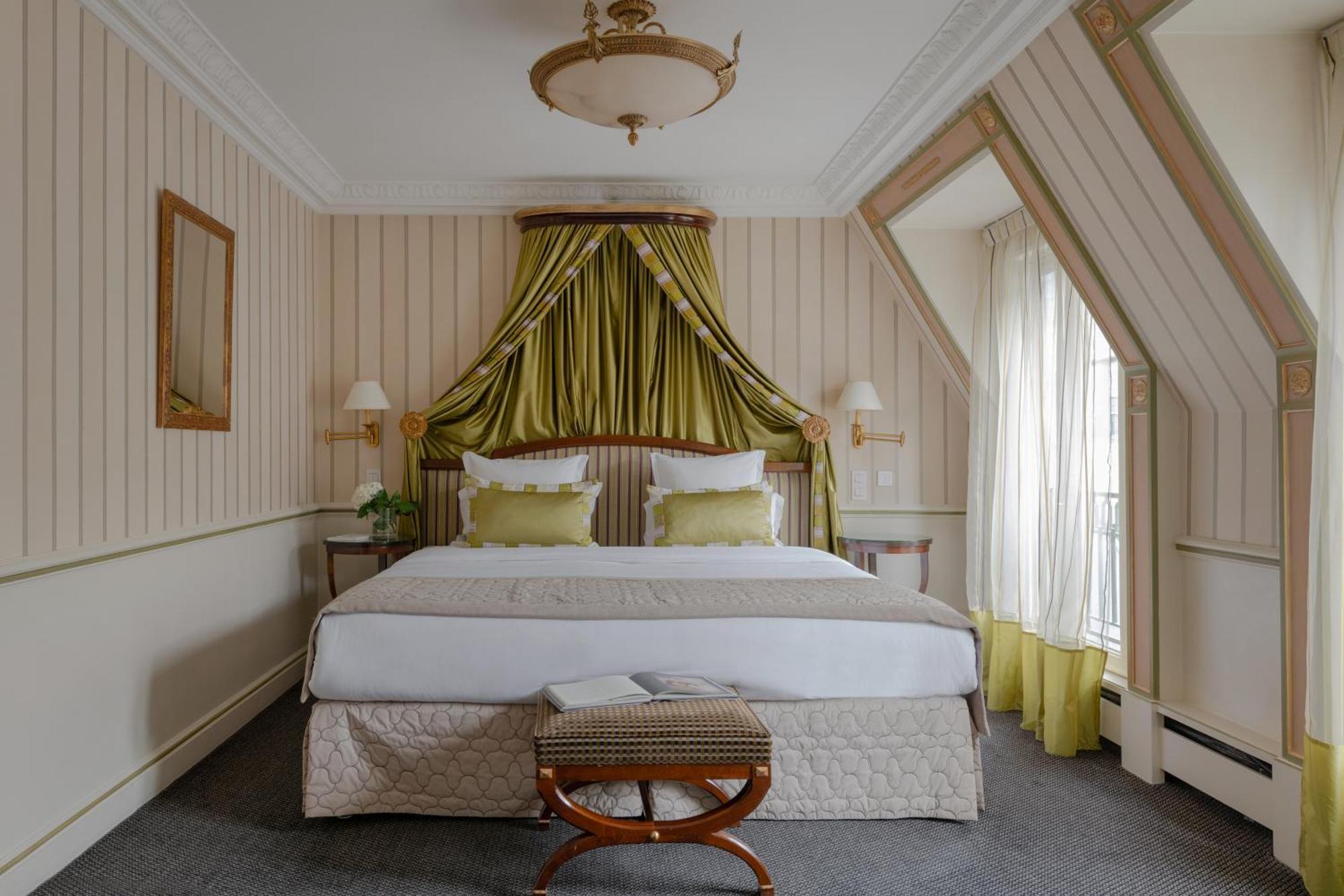 Napoleon Hotel