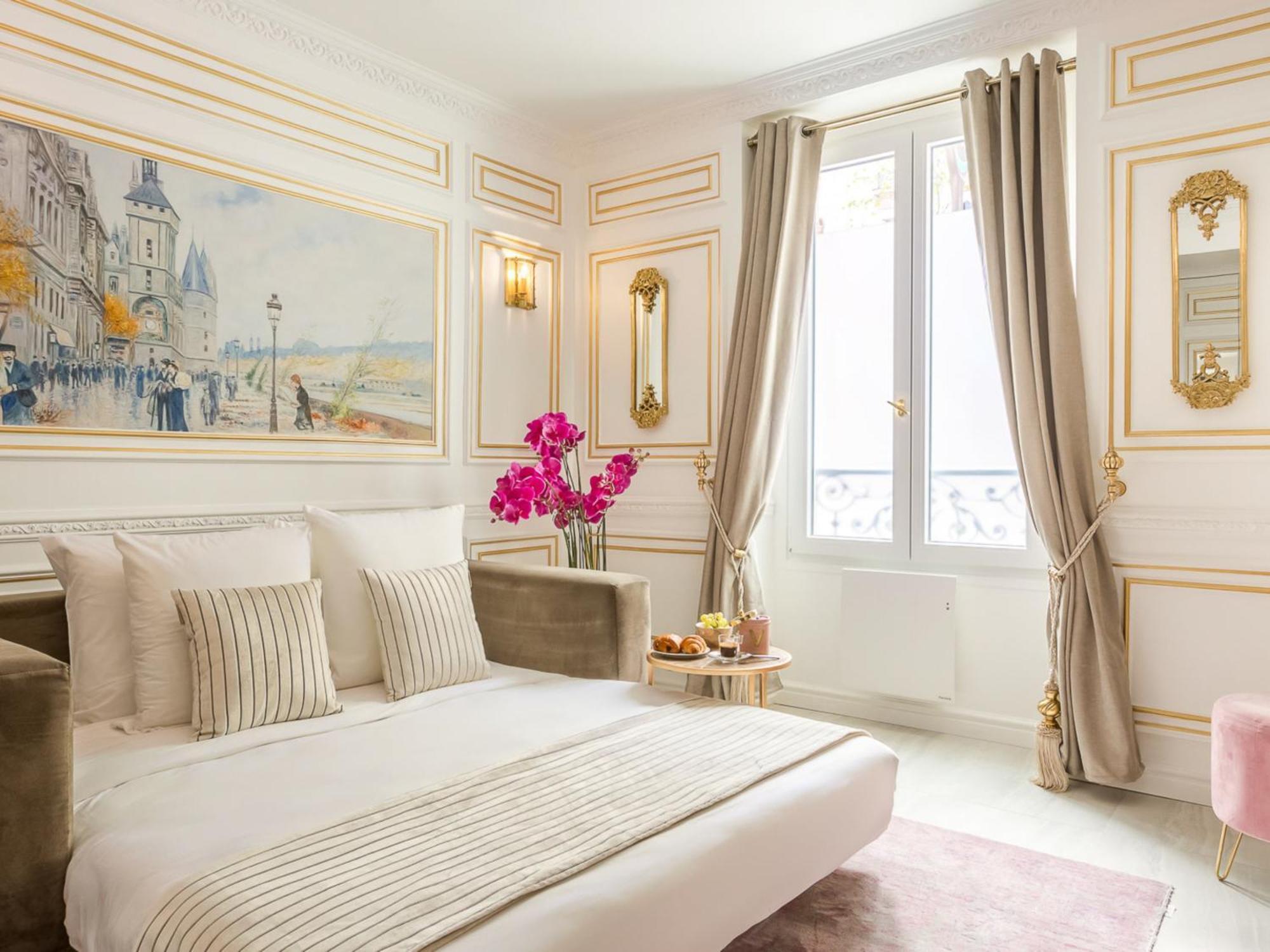 Luxury 2 Bedroom - Eiffel Tower Paris