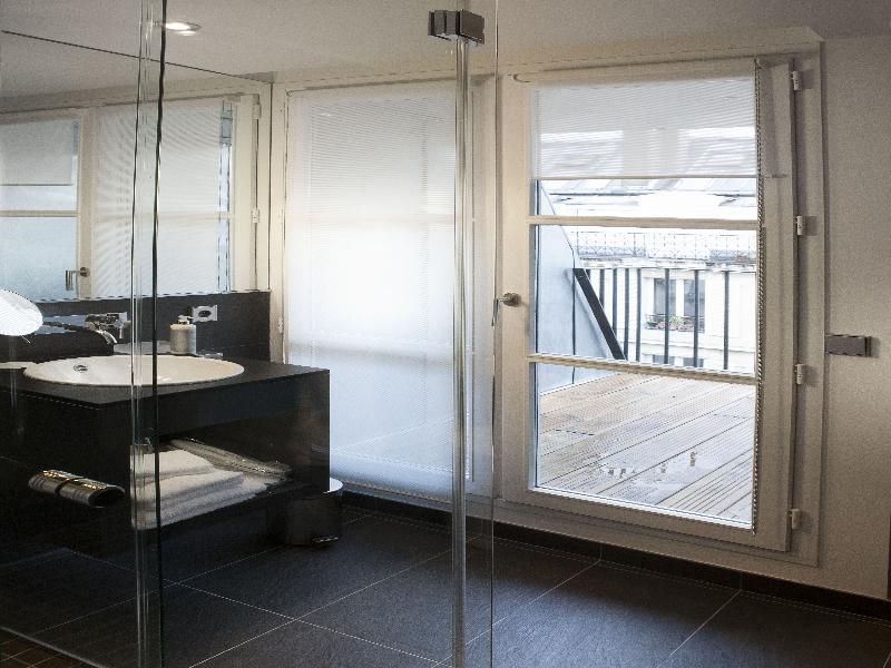 La Lanterne & By Timhotel