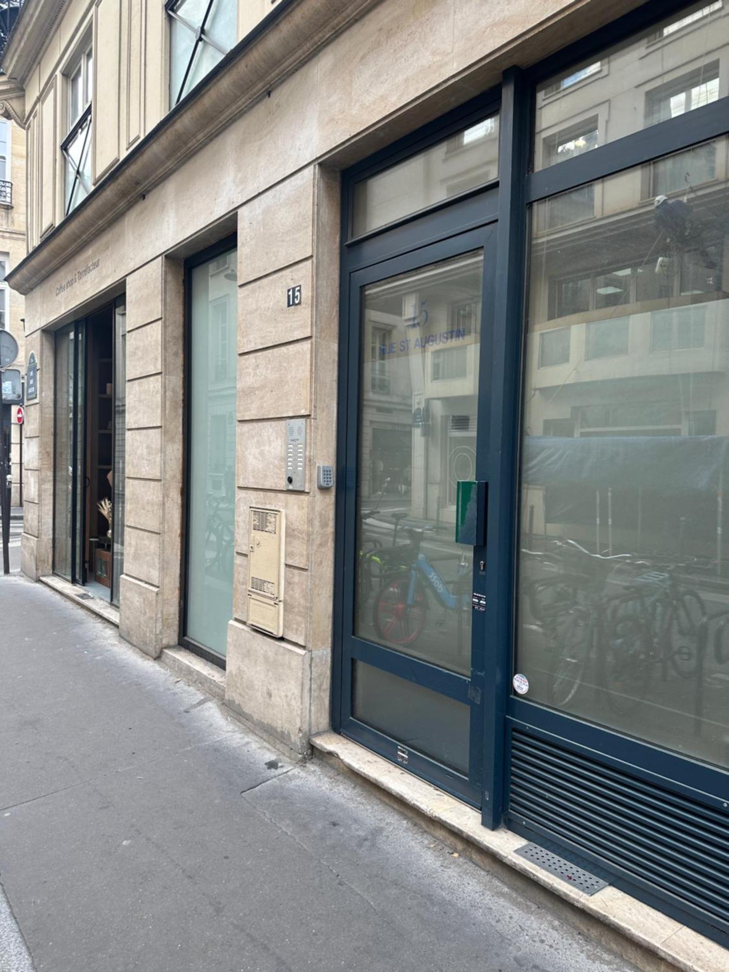 French Typical * Paris