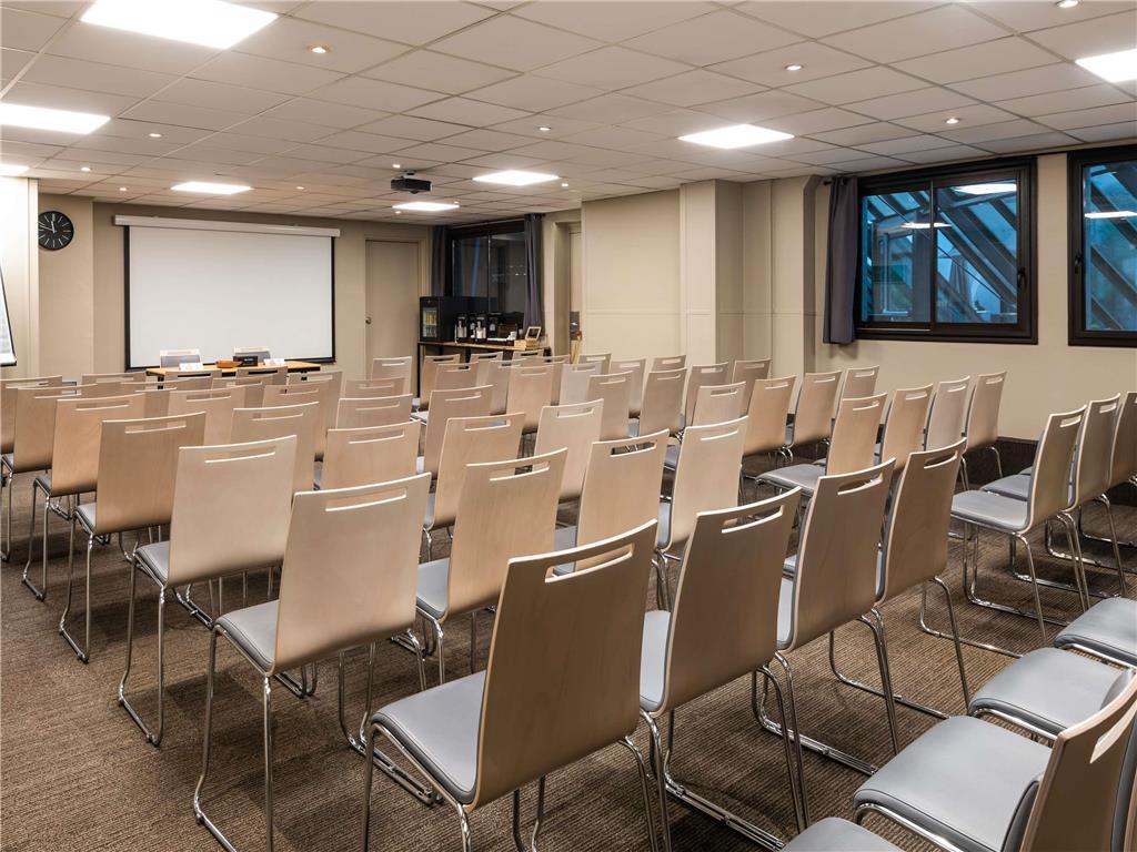 Ibis Alesia Montparnasse Hotel 3*