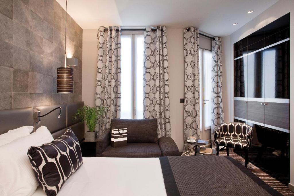 Le Grey Hotel