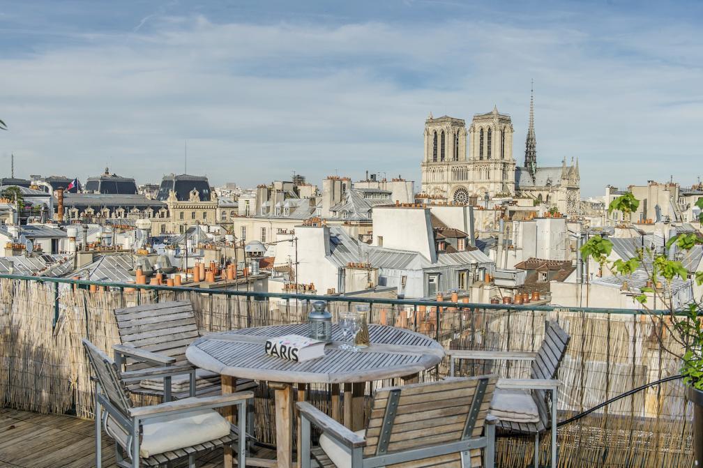 Notre Dame Flat Apartment Paris