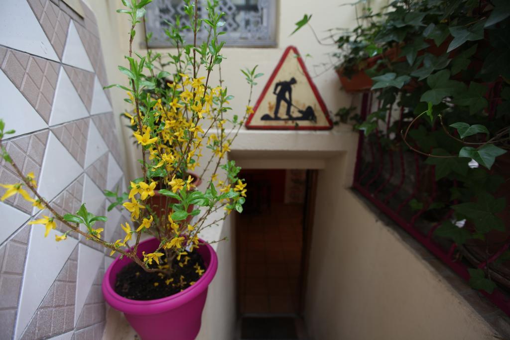 Woodstock Montmartre By Hiphophostels Hostel Paris